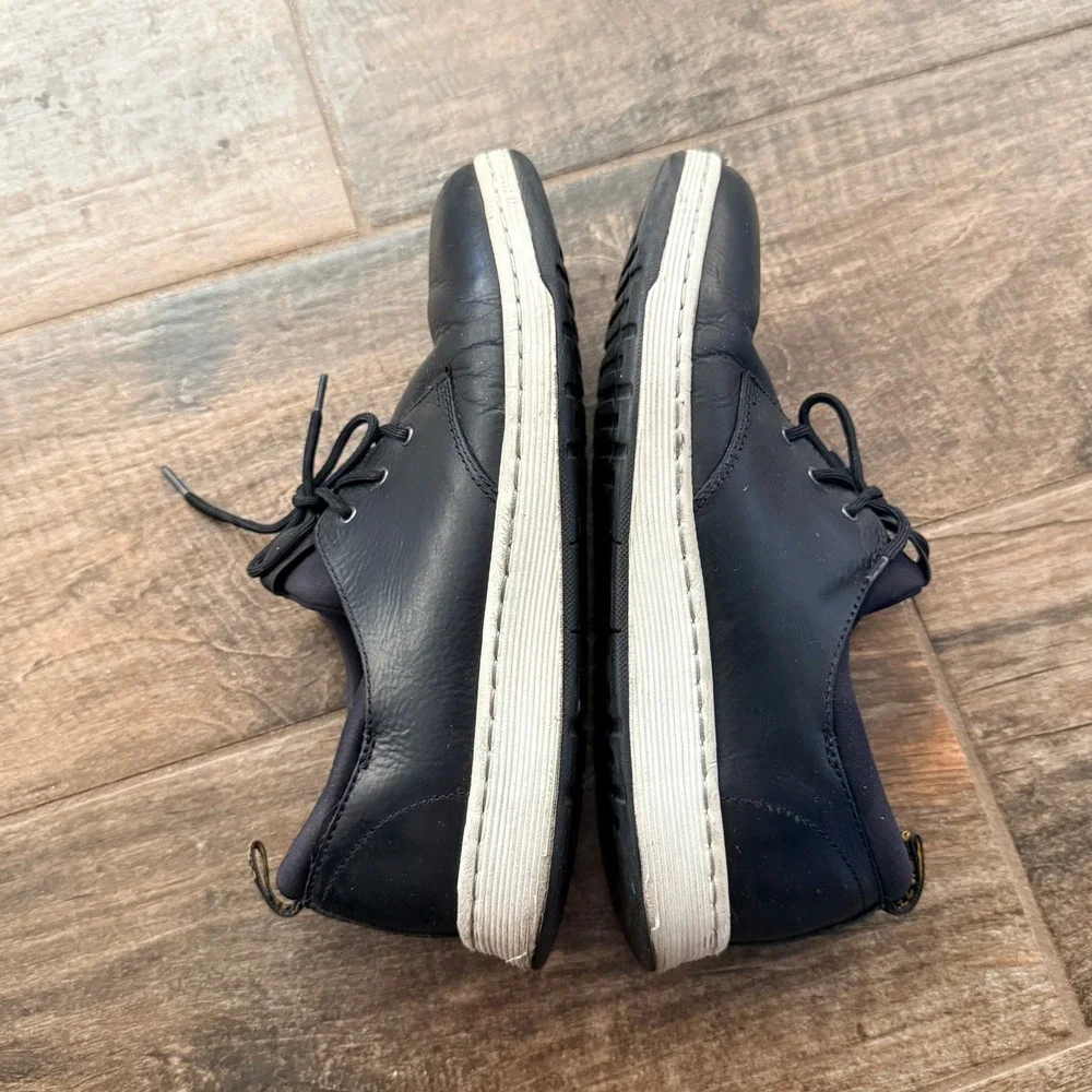 Dr. Martens Mens Solaris Leather Low Top Sneakers,‎ Black, 11